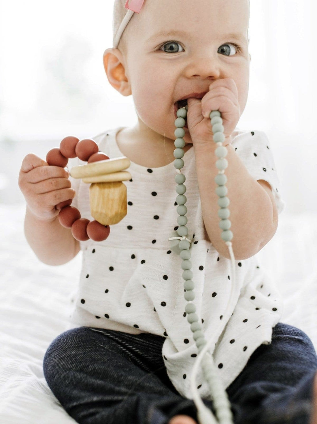 HAYES SILICONE + WOOD TEETHER, DUSTY - Norman & Jules