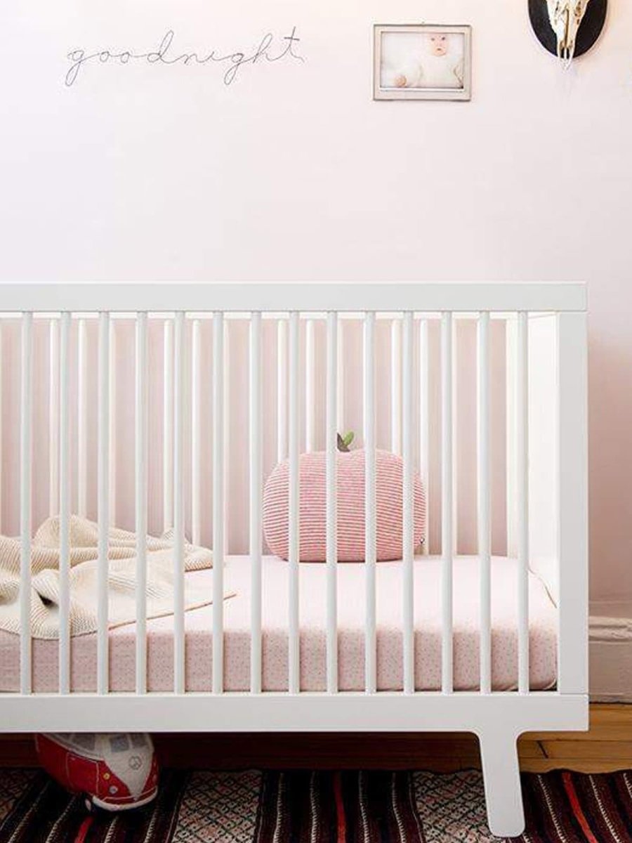 SPARROW COLLECTION CRIB, WALNUT - Norman & Jules