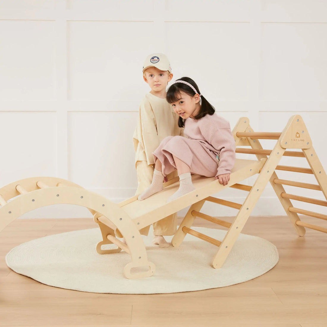 Tiny Land® 7 - in - 1 Montessori Climbing Set - Norman & Jules